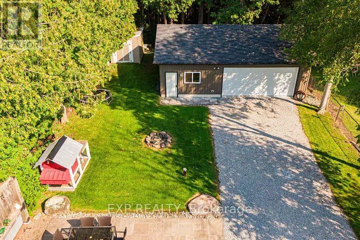 Photo 32 of 58 Sandra Drive, Georgina ON