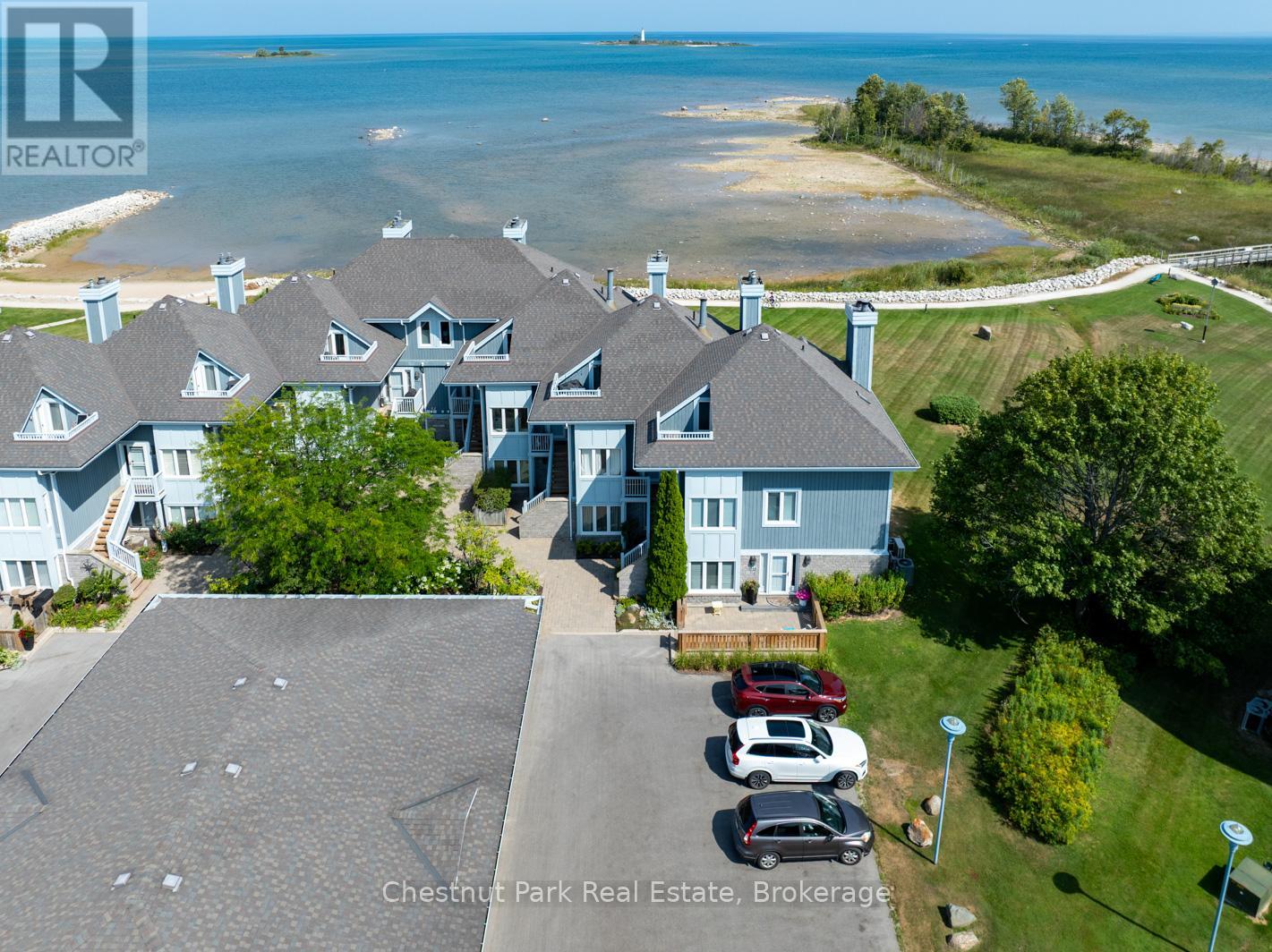 Photo 49 of 849 851 Suncrest Circle, Collingwood ON