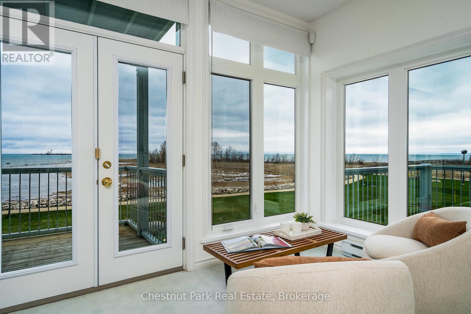 Photo 31 of 849 851 Suncrest Circle, Collingwood ON