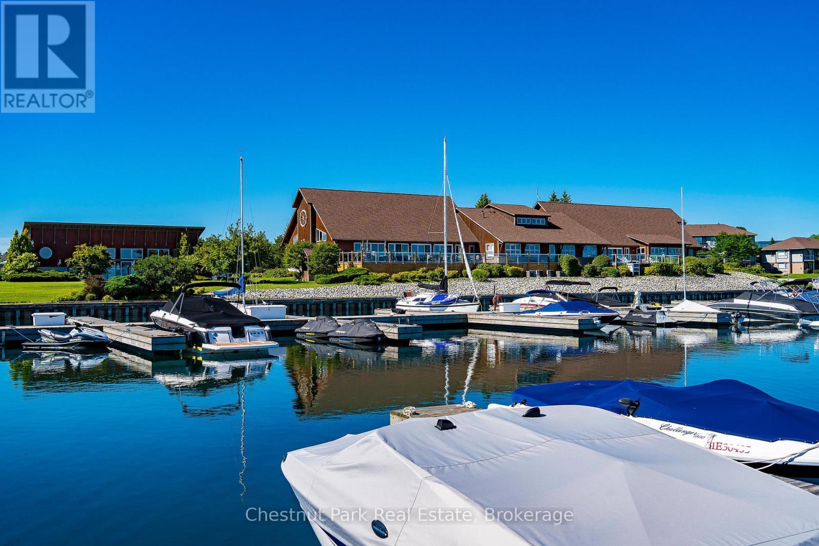 Photo 28 of 849 851 Suncrest Circle, Collingwood ON