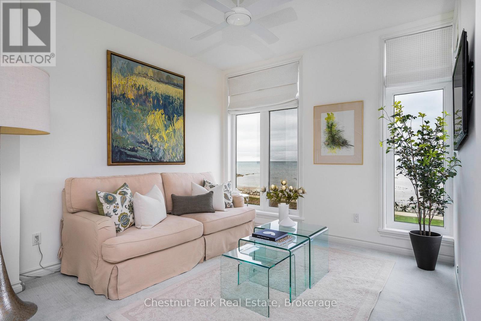 Photo 23 of 849 851 Suncrest Circle, Collingwood ON