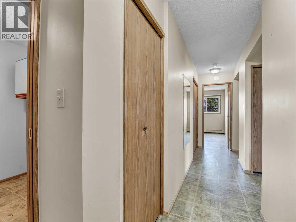 Photo 3 of 225 3090 15 Avenue Se, Medicine Hat AB
