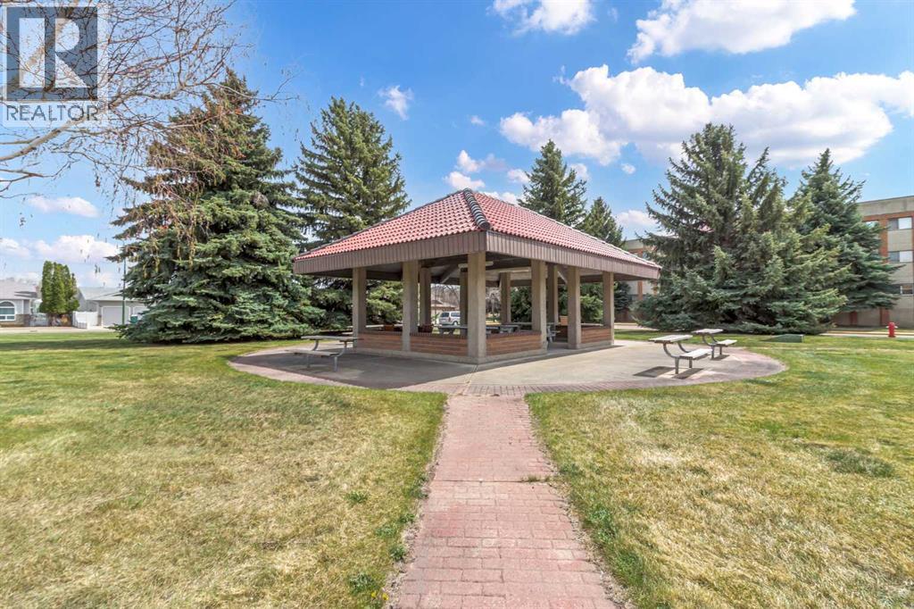 Photo 16 of 225 3090 15 Avenue Se, Medicine Hat AB