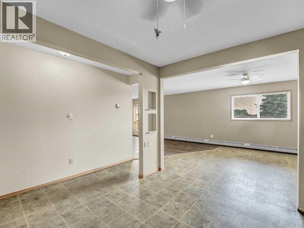 Photo 25 of 225 3090 15 Avenue Se, Medicine Hat AB