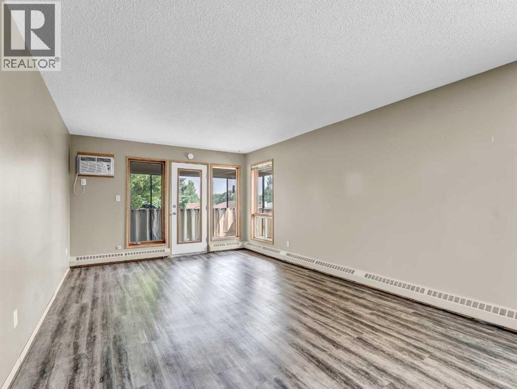 Photo 31 of 225 3090 15 Avenue Se, Medicine Hat AB