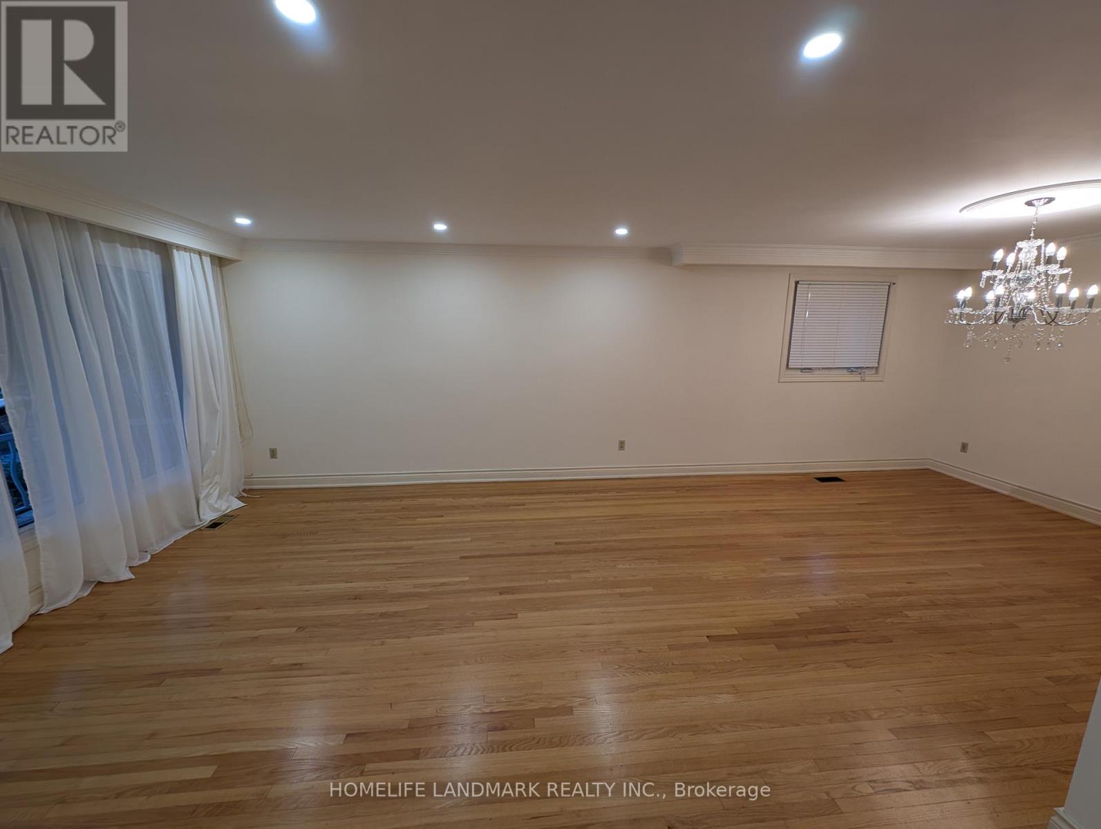 Photo 3 of Upper Unit 56 Bickerton Crescent, Toronto ON