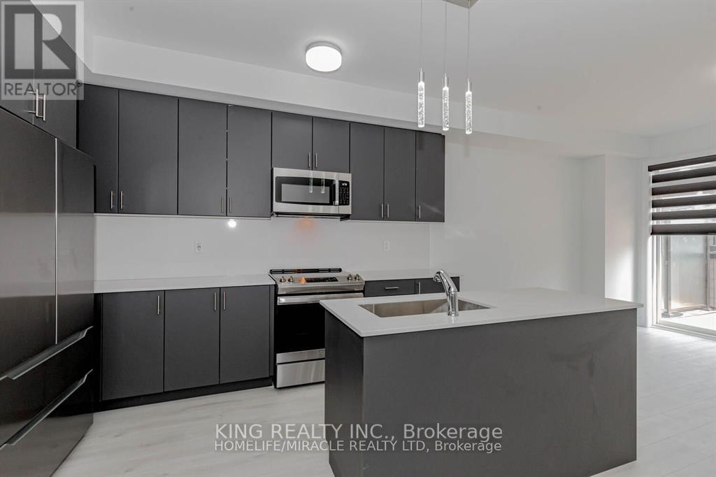 Photo 14 of 1539 Midland Avenue, Toronto ON