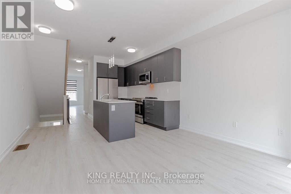 Photo 17 of 1539 Midland Avenue, Toronto ON
