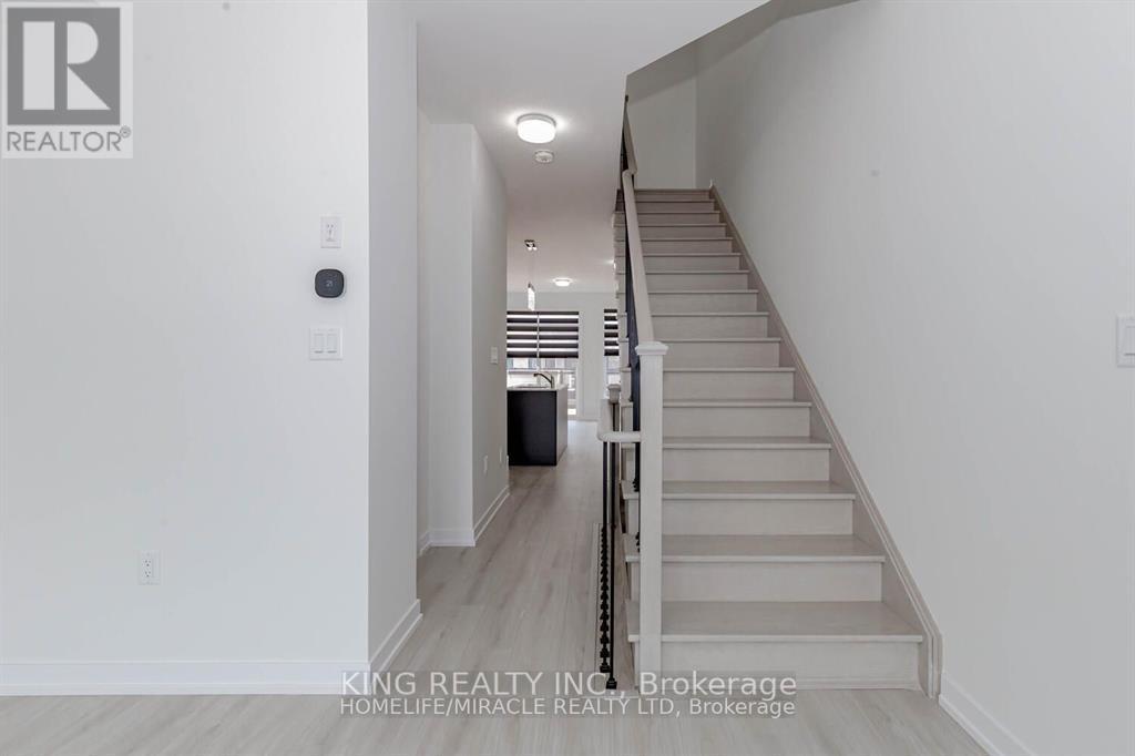 Photo 23 of 1539 Midland Avenue, Toronto ON