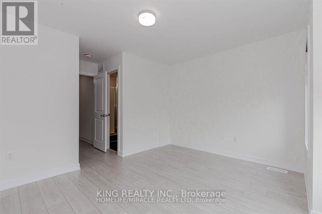 Photo 26 of 1539 Midland Avenue, Toronto ON