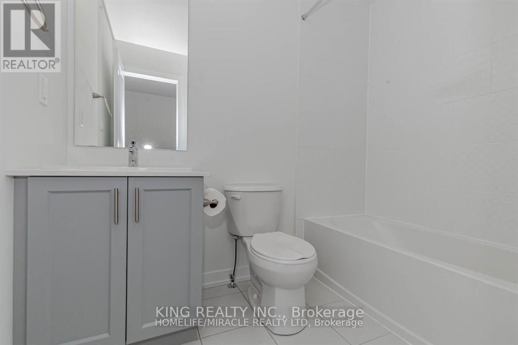 Photo 37 of 1539 Midland Avenue, Toronto ON