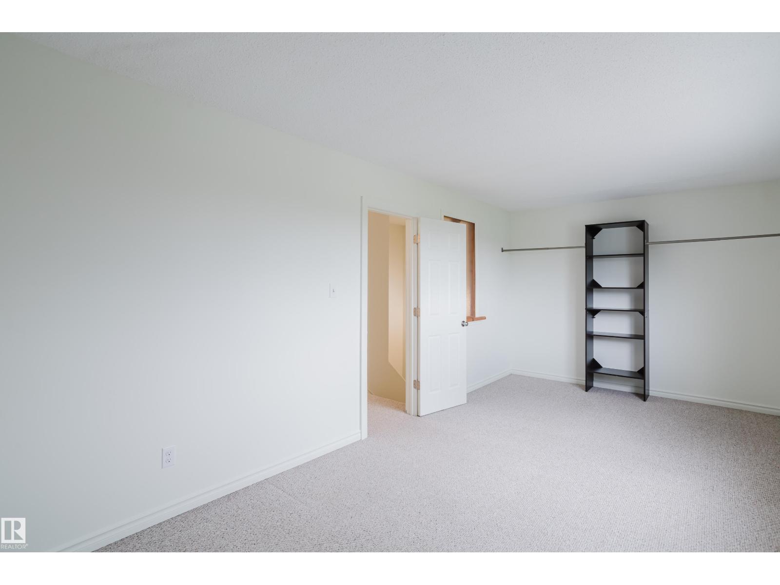 Photo 2 of 1168 Millbourne Rd E Nw, Edmonton AB