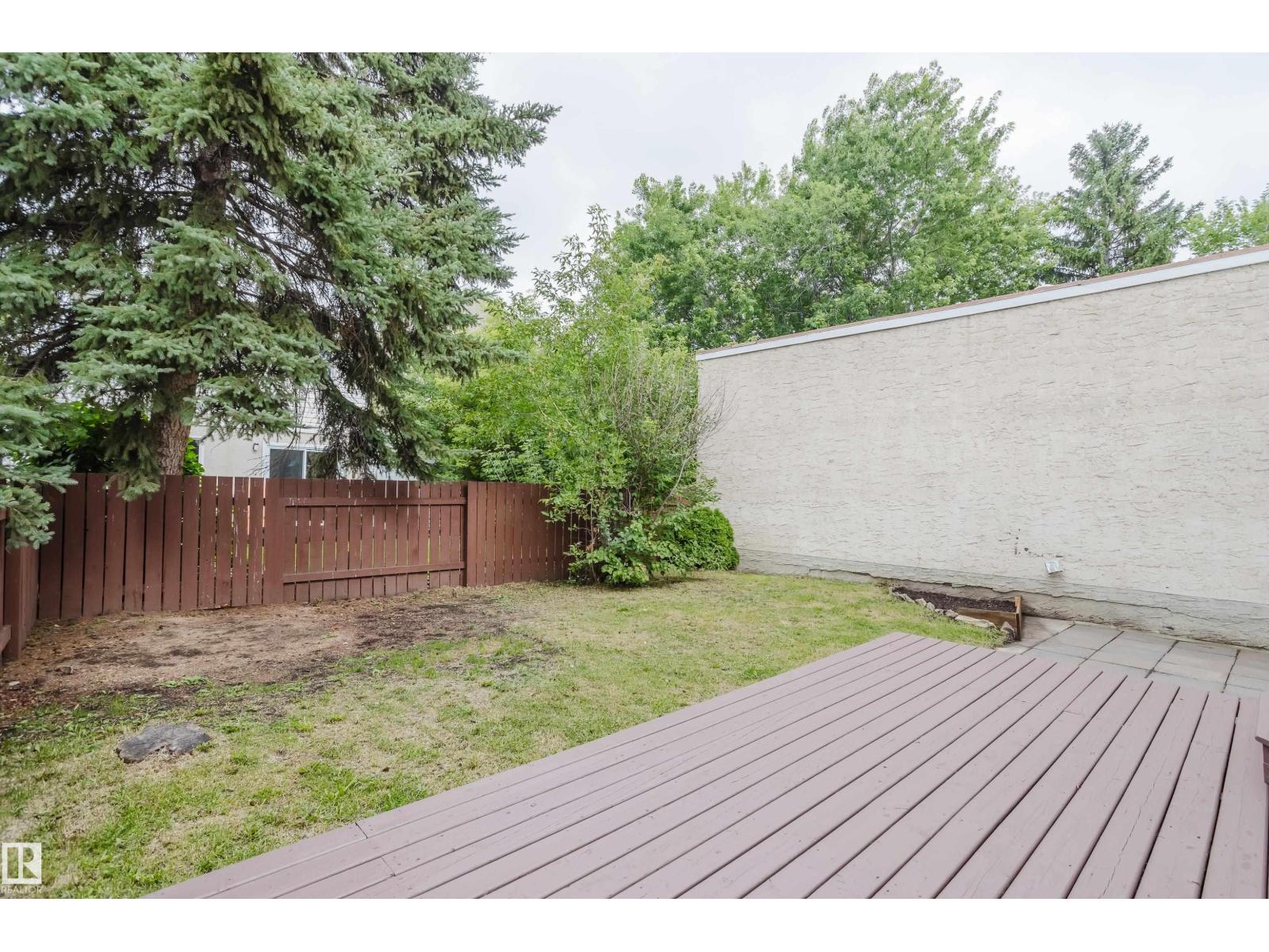 Photo 1 of 1168 Millbourne Rd E Nw, Edmonton AB