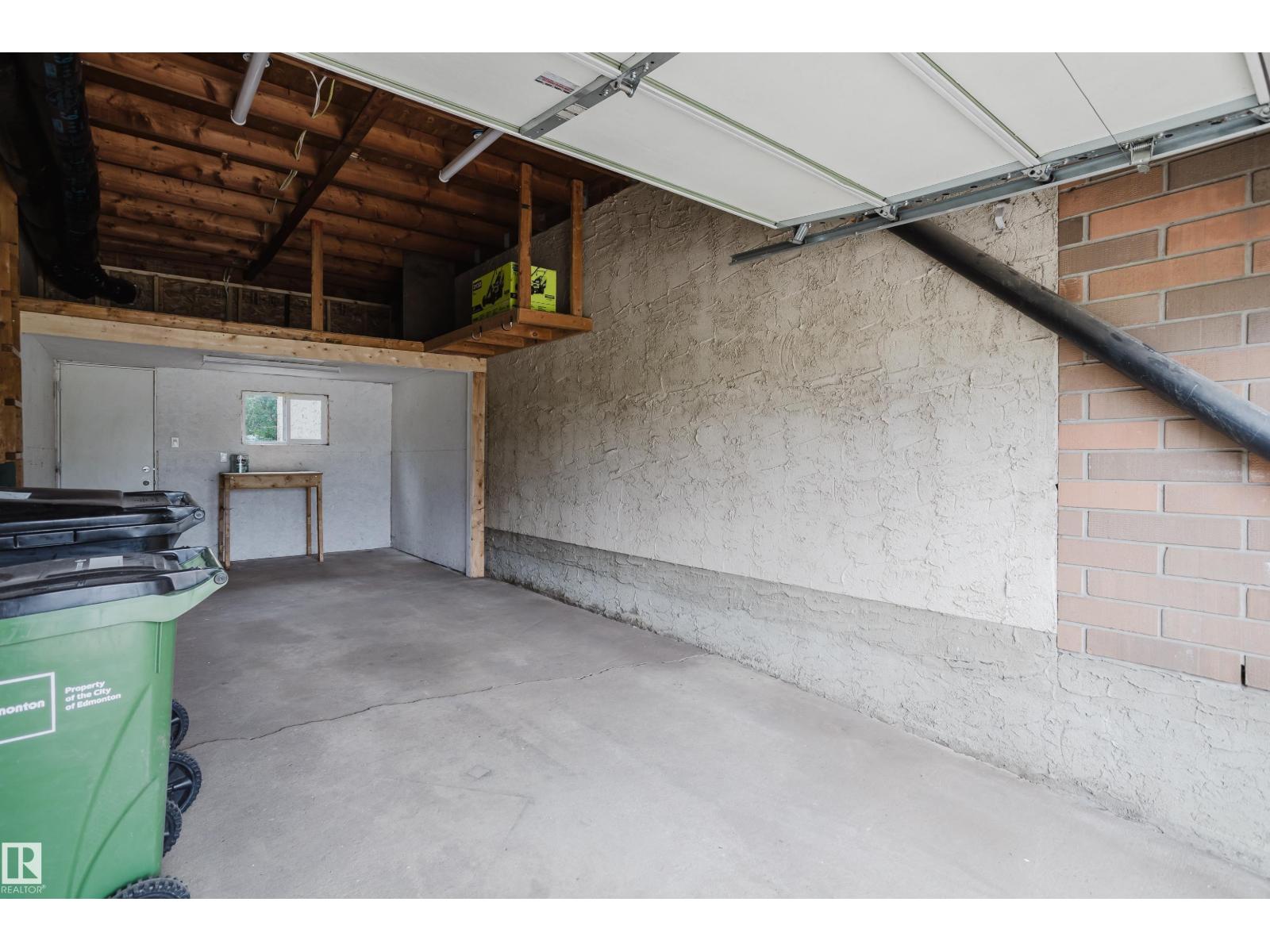 Photo 26 of 1168 Millbourne Rd E Nw, Edmonton AB