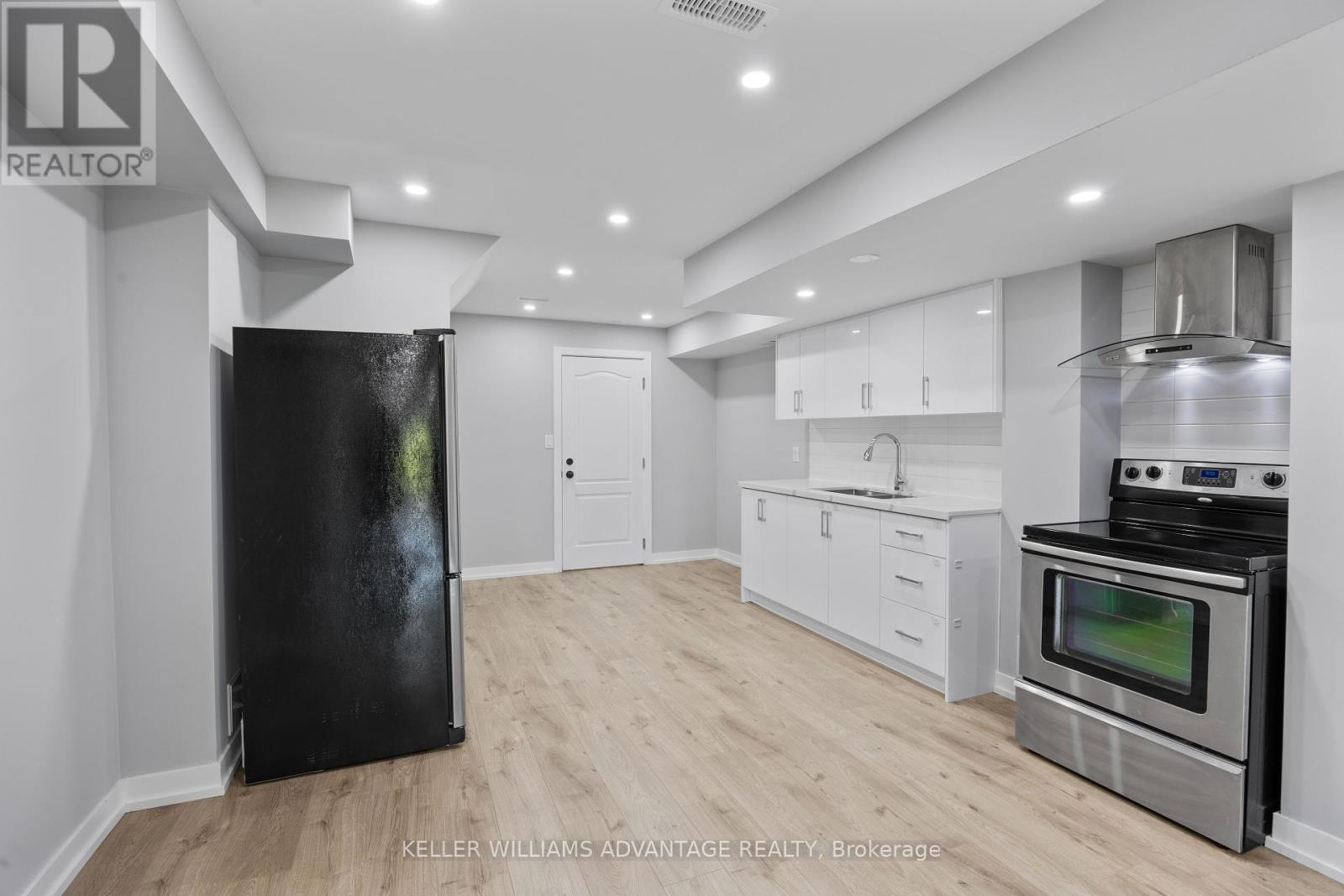 Photo 24 of Bsmt 41 Hawtrey Road, Brampton ON