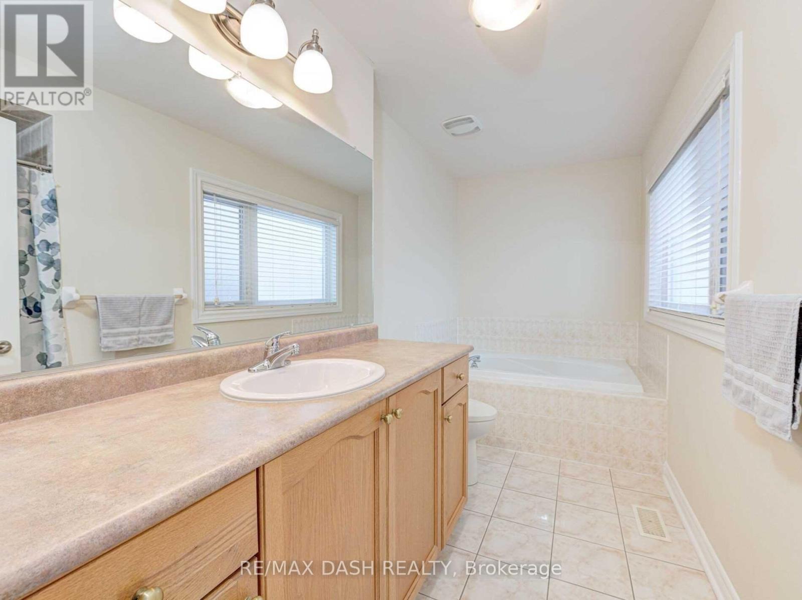 Photo 7 of Upper 14 Ness Road, Brampton ON