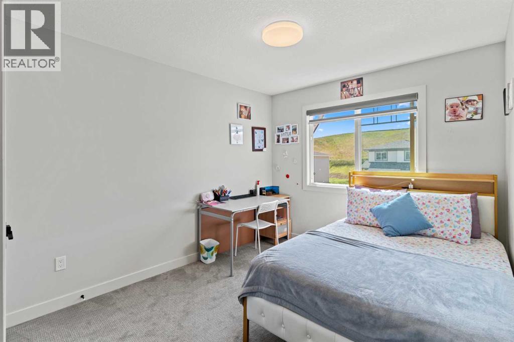 Photo 5 of 1030 Fowler Road Sw, Airdrie AB