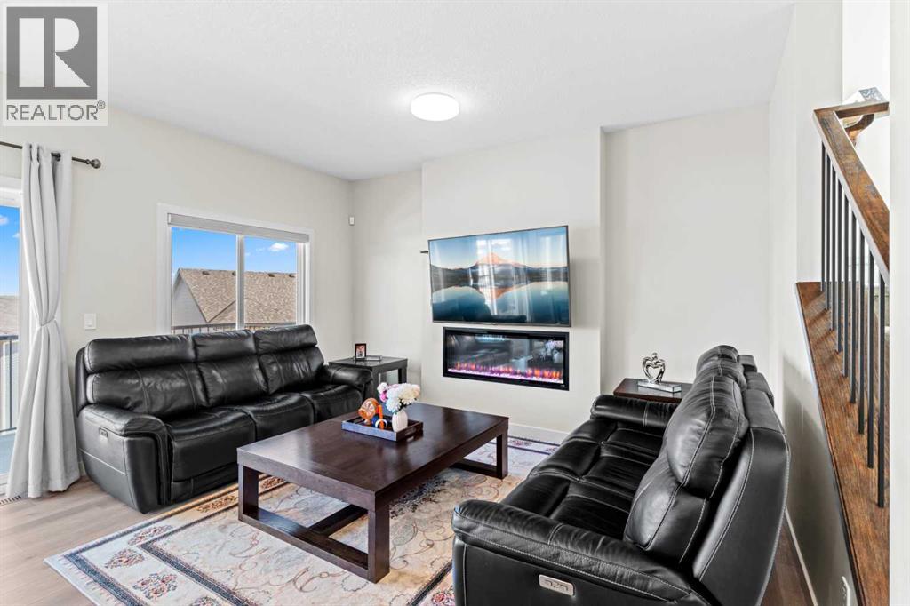 Photo 6 of 1030 Fowler Road Sw, Airdrie AB