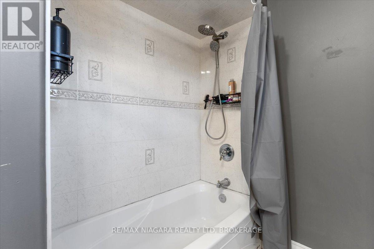Photo 48 of 5199 Sherkston Road, Port Colborne ON