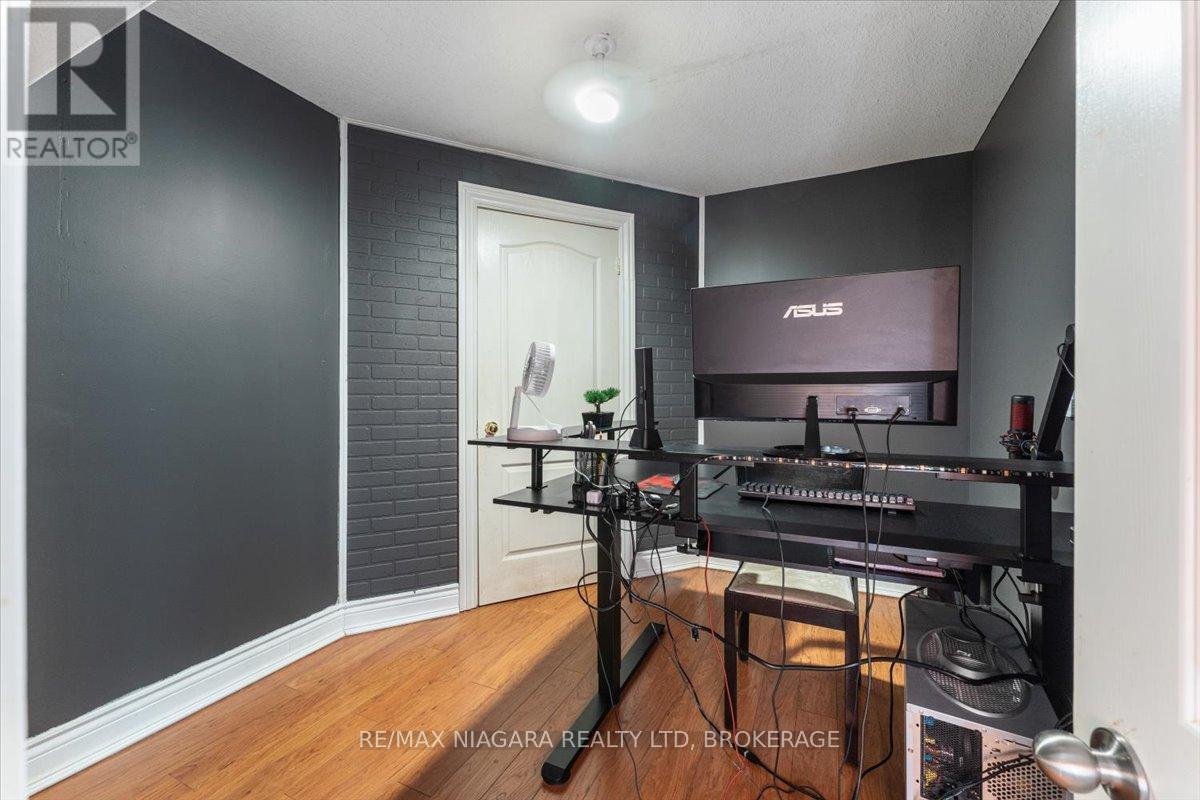 Photo 34 of 5199 Sherkston Road, Port Colborne ON