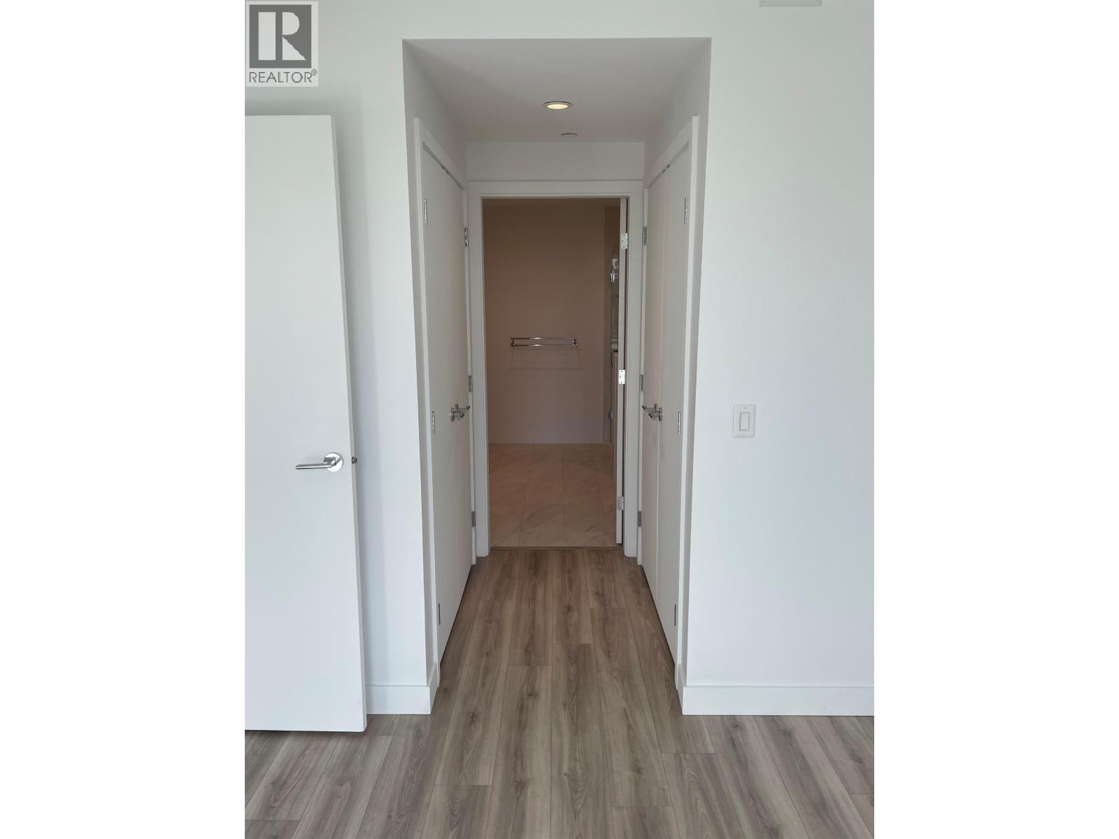 Photo 13 of 308 707 E 3rd Street, North Vancouver BC
