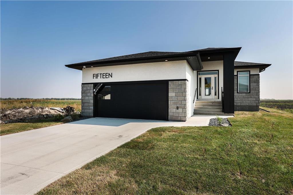 Photo 1 of 15 Willow Lane, St Adolphe MB