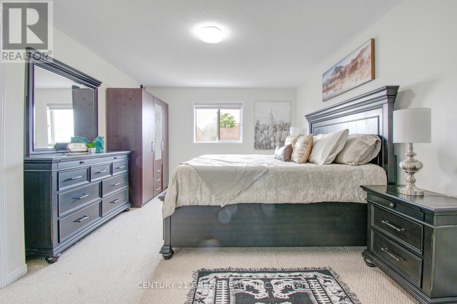 Photo 21 of 26 Oatfield Road, Brampton ON