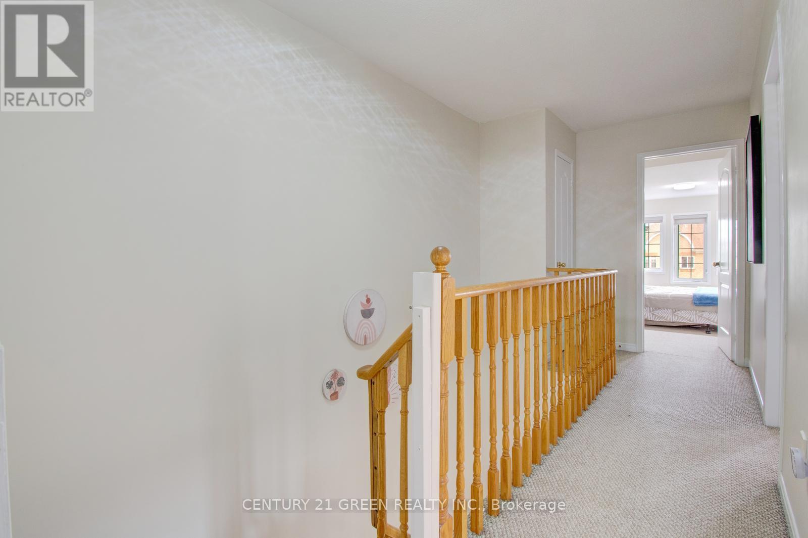 Photo 14 of 26 Oatfield Road, Brampton ON