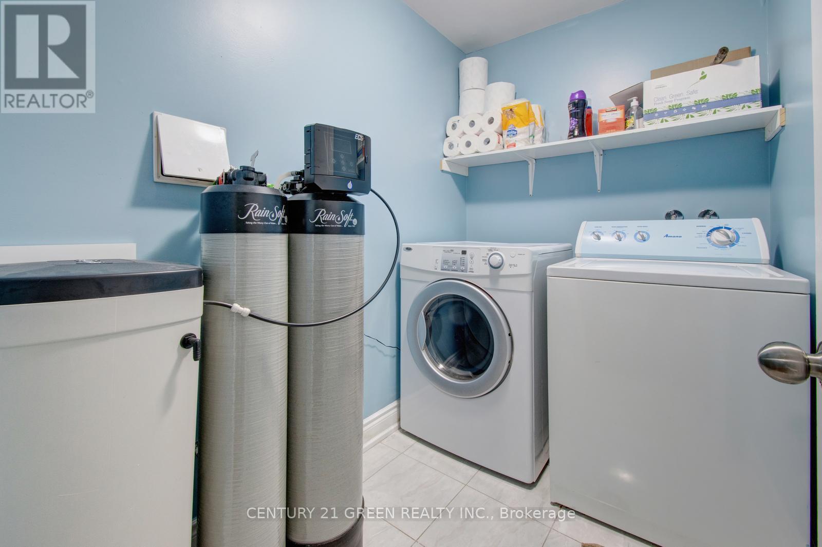 Photo 33 of 26 Oatfield Road, Brampton ON
