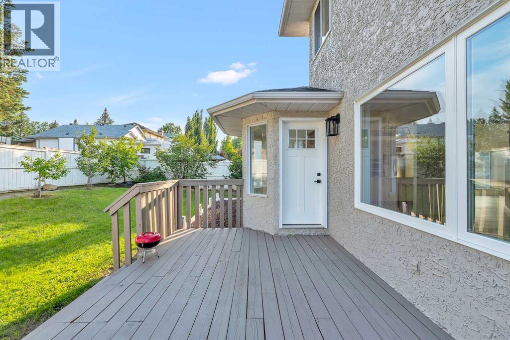 Single Family House for Sale in  Sandringham Road NW Sandstone Valley Calgary 