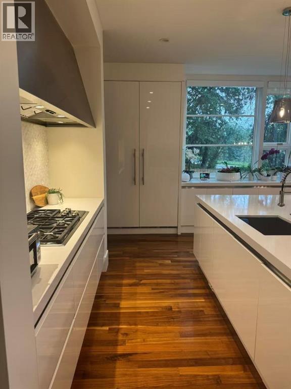 Single Family House for Sale in   Street SW Elbow Park Calgary 