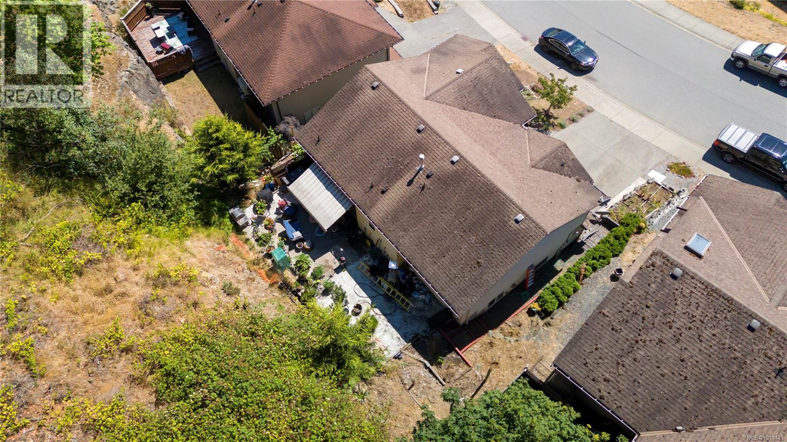 Photo 13 of 4740 Fairbrook Cres, Nanaimo BC