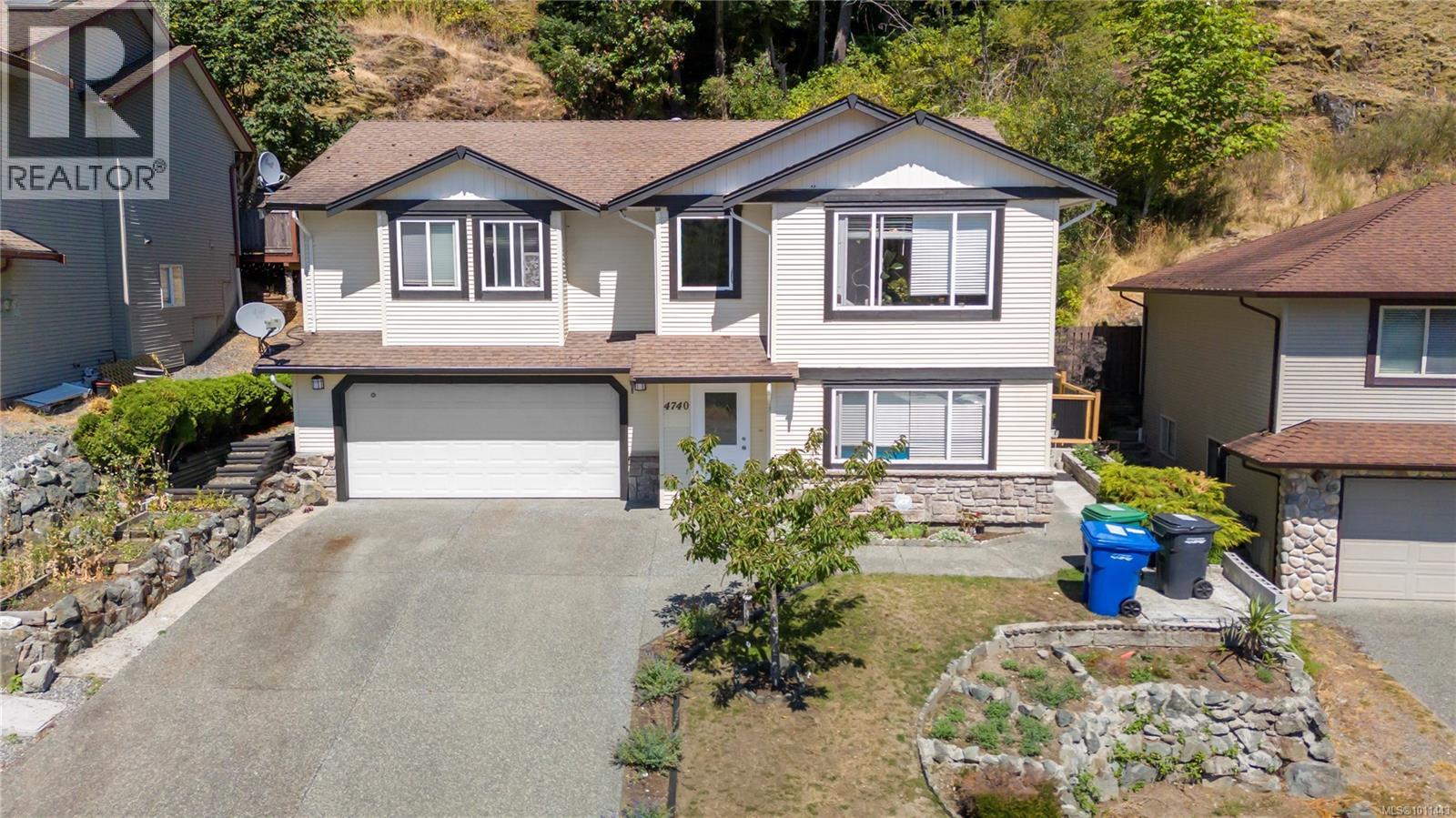 Photo 8 of 4740 Fairbrook Cres, Nanaimo BC