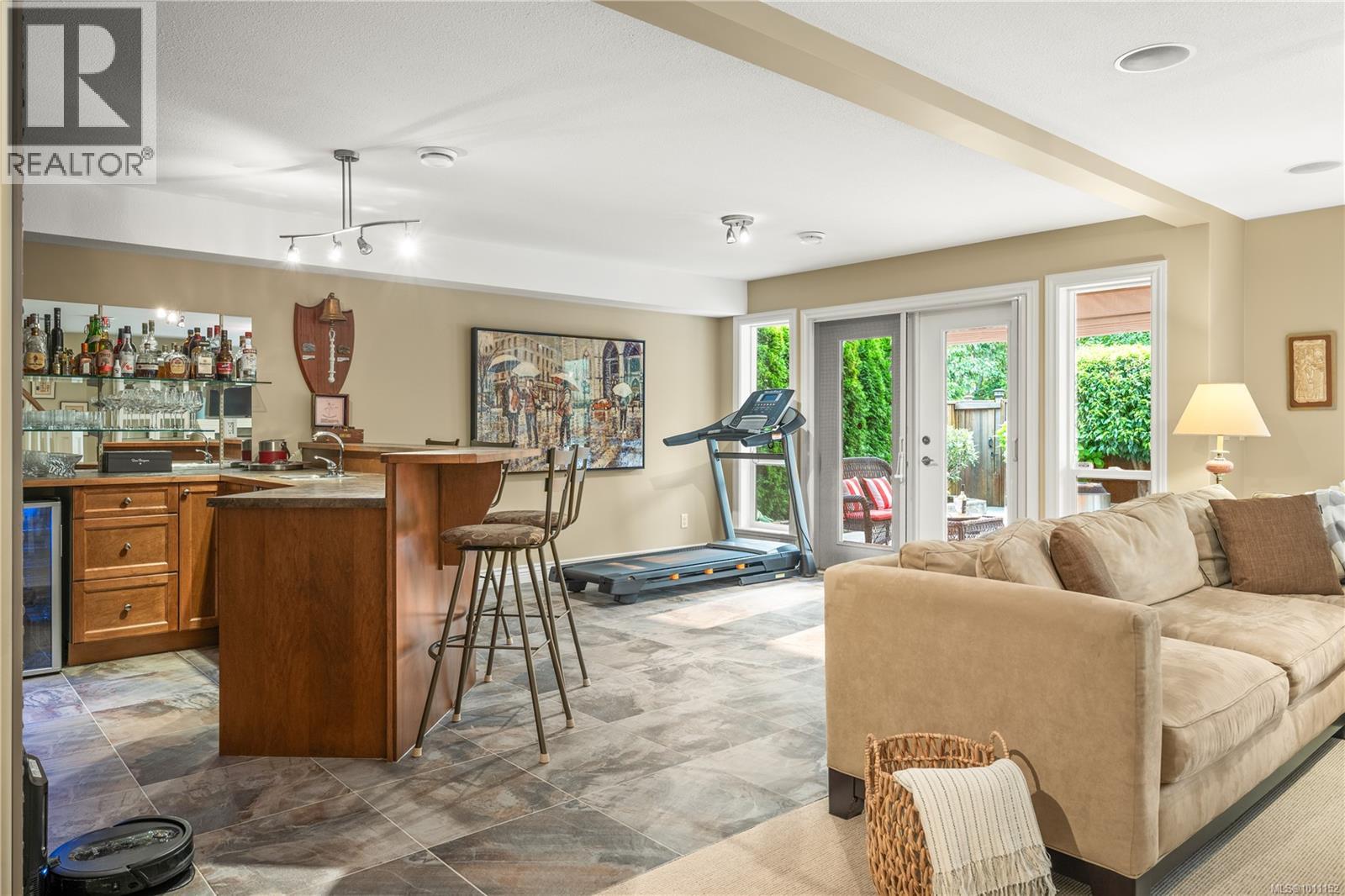Photo 9 of 3225 Willowmere Cres, Nanaimo BC