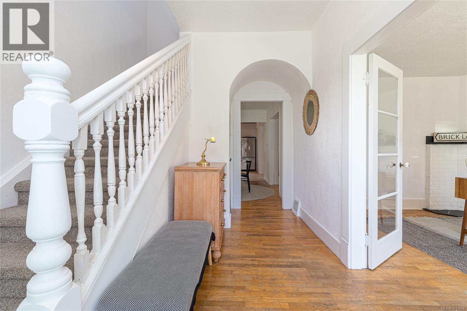Photo 9 of 1512 Brooke St, Victoria BC