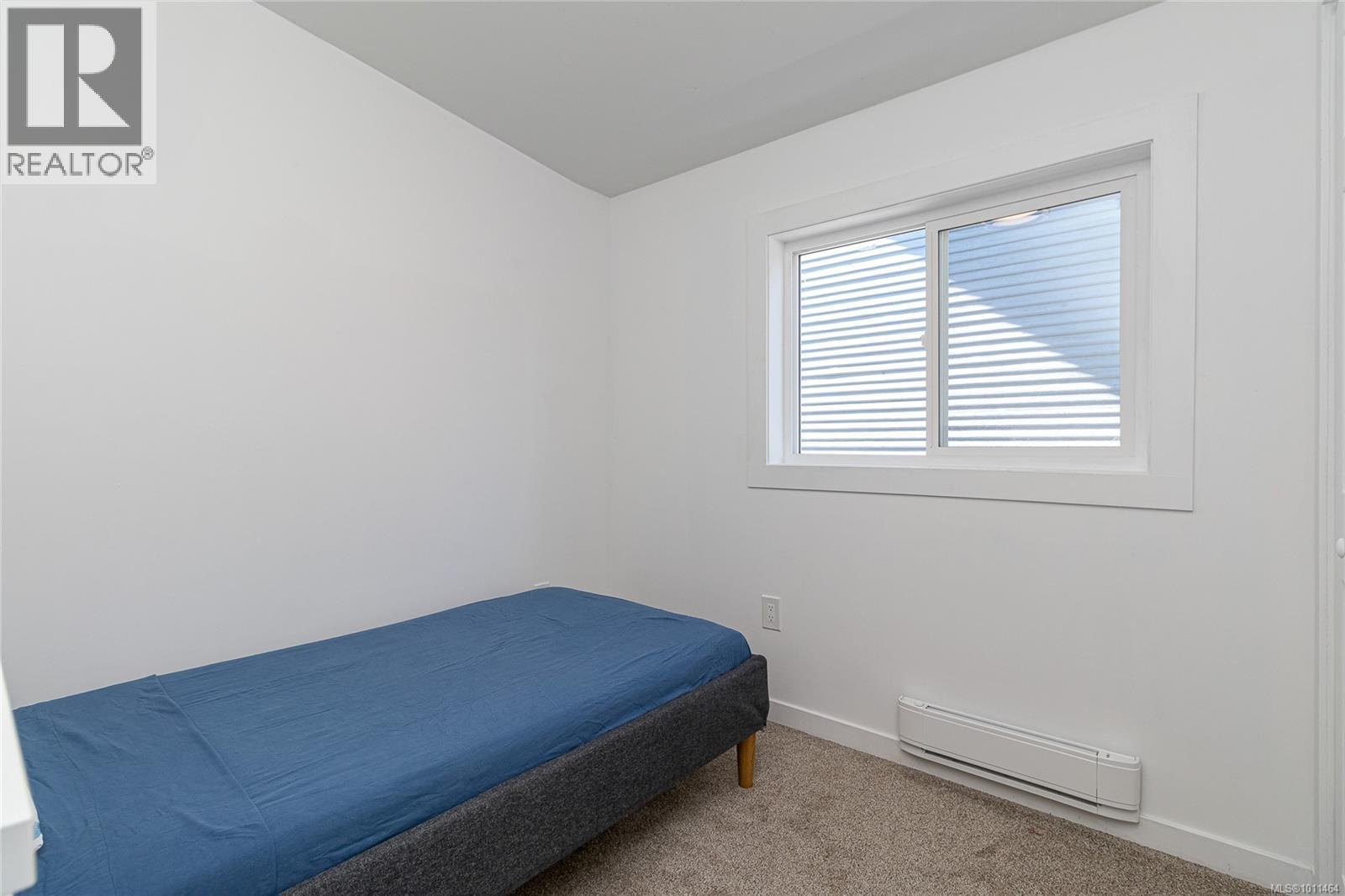 Photo 24 of 1512 Brooke St, Victoria BC