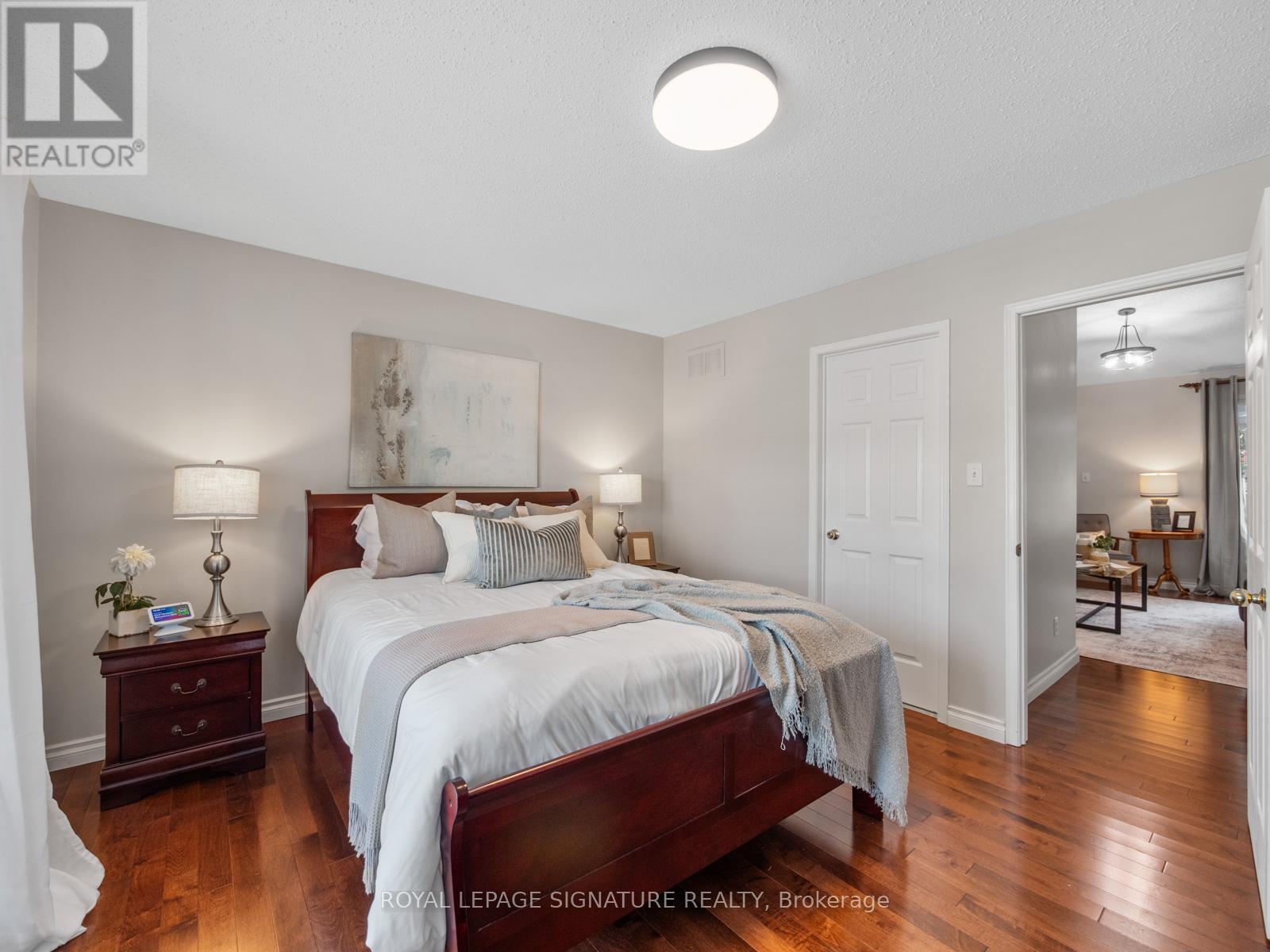 Photo 27 of 33 Steelhead Lane, Clarington ON