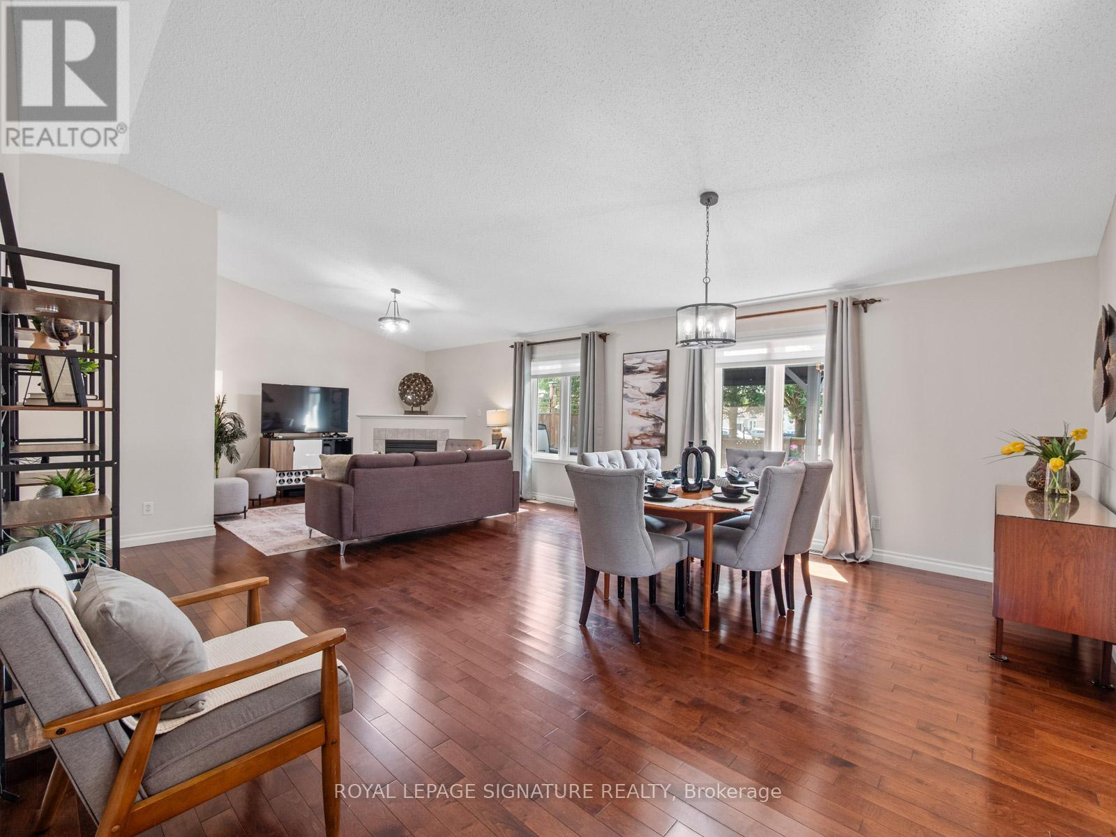 Photo 8 of 33 Steelhead Lane, Clarington ON