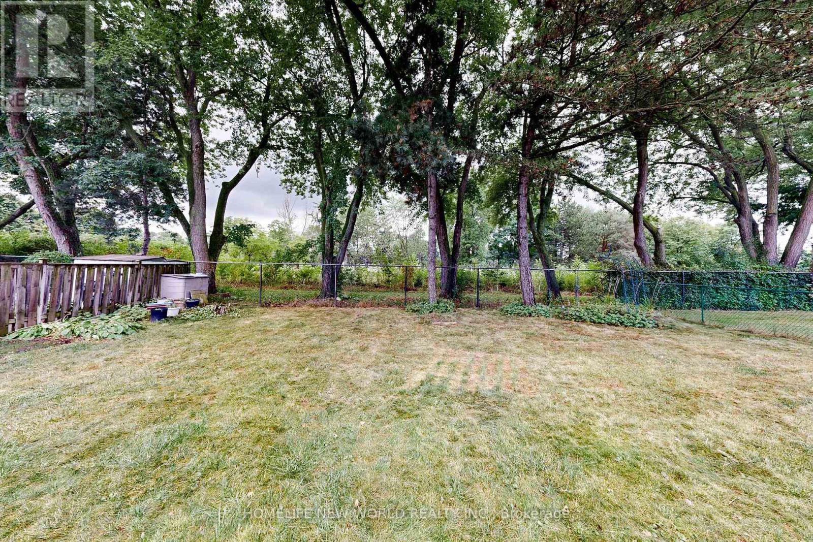 Photo 30 of 781 Huntingwood Drive, Toronto ON
