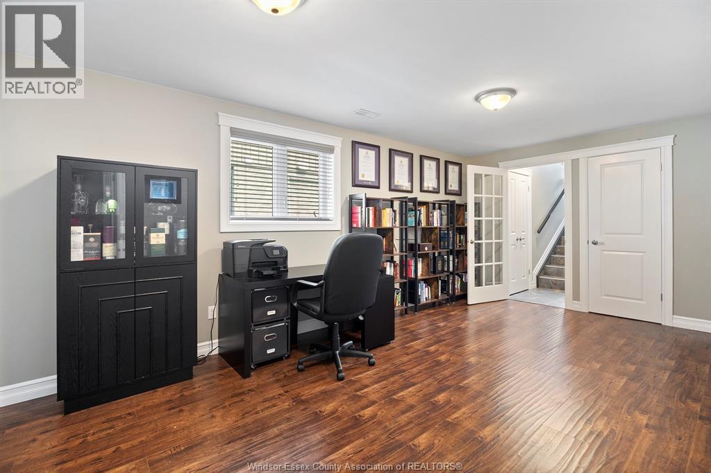 Photo 20 of 11922 Thistledown Avenue, Windsor ON