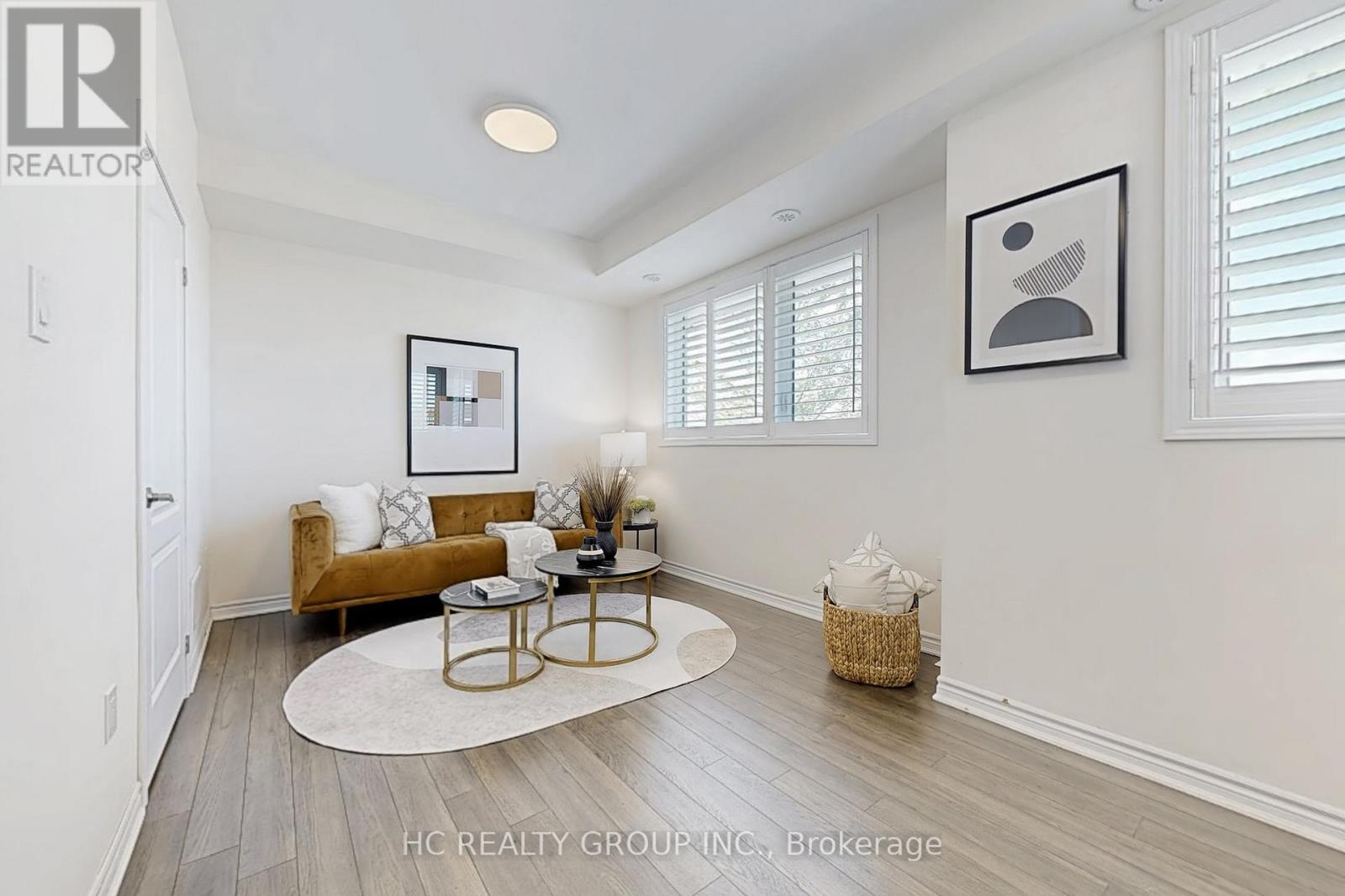 Photo 3 of 350 Arthur Bonner Avenue, Markham ON