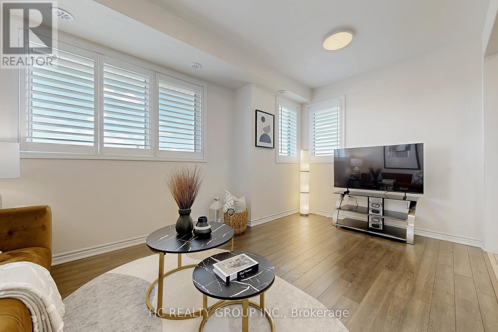 Photo 5 of 350 Arthur Bonner Avenue, Markham ON