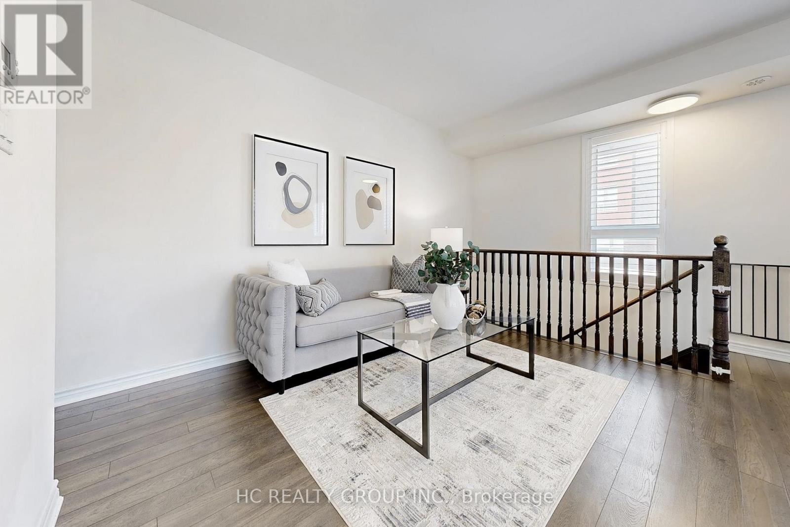 Photo 8 of 350 Arthur Bonner Avenue, Markham ON