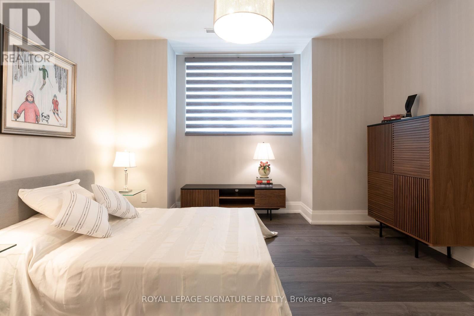 Photo 17 of 1449 Crescent Road, Mississauga ON