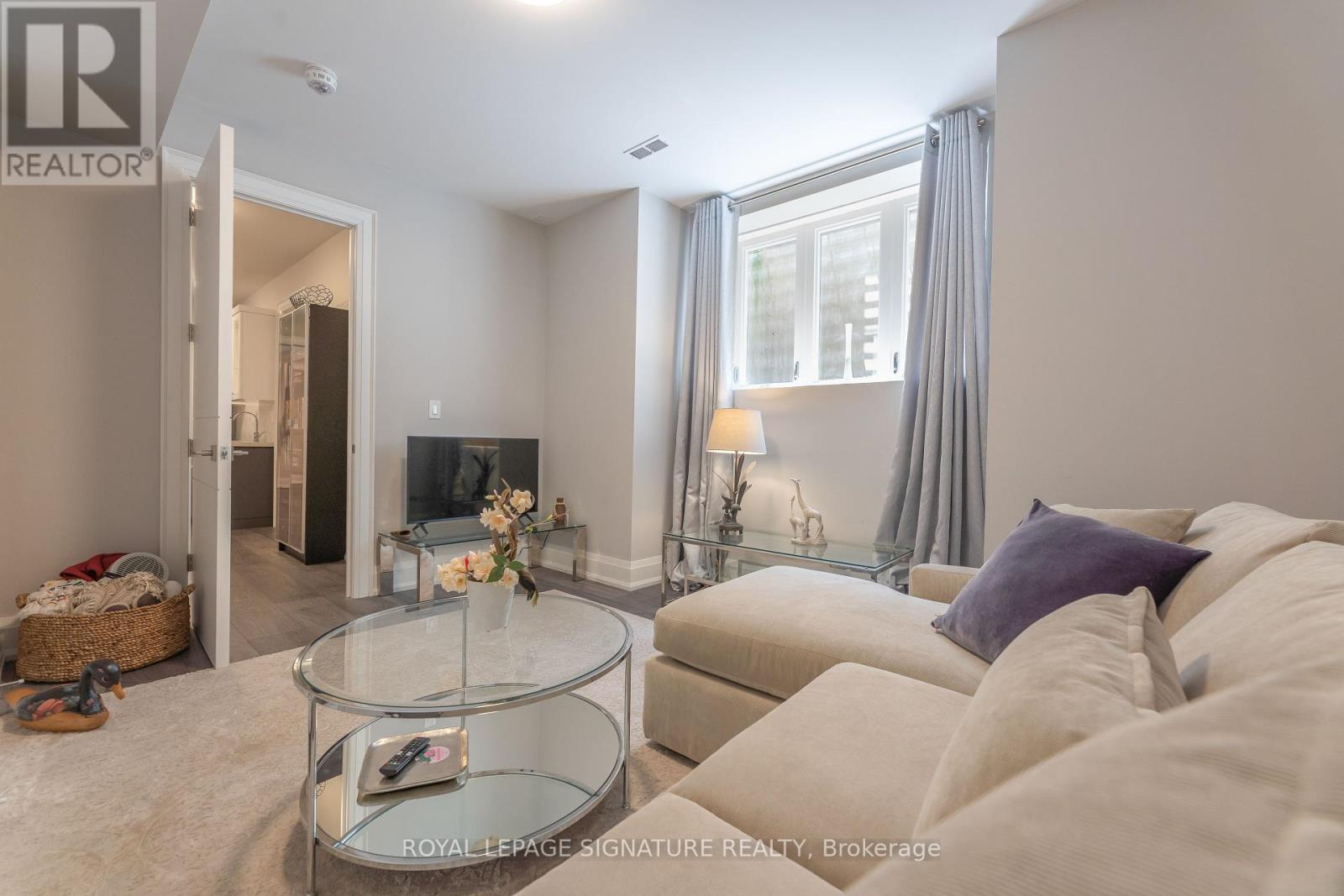 Photo 33 of 1449 Crescent Road, Mississauga ON