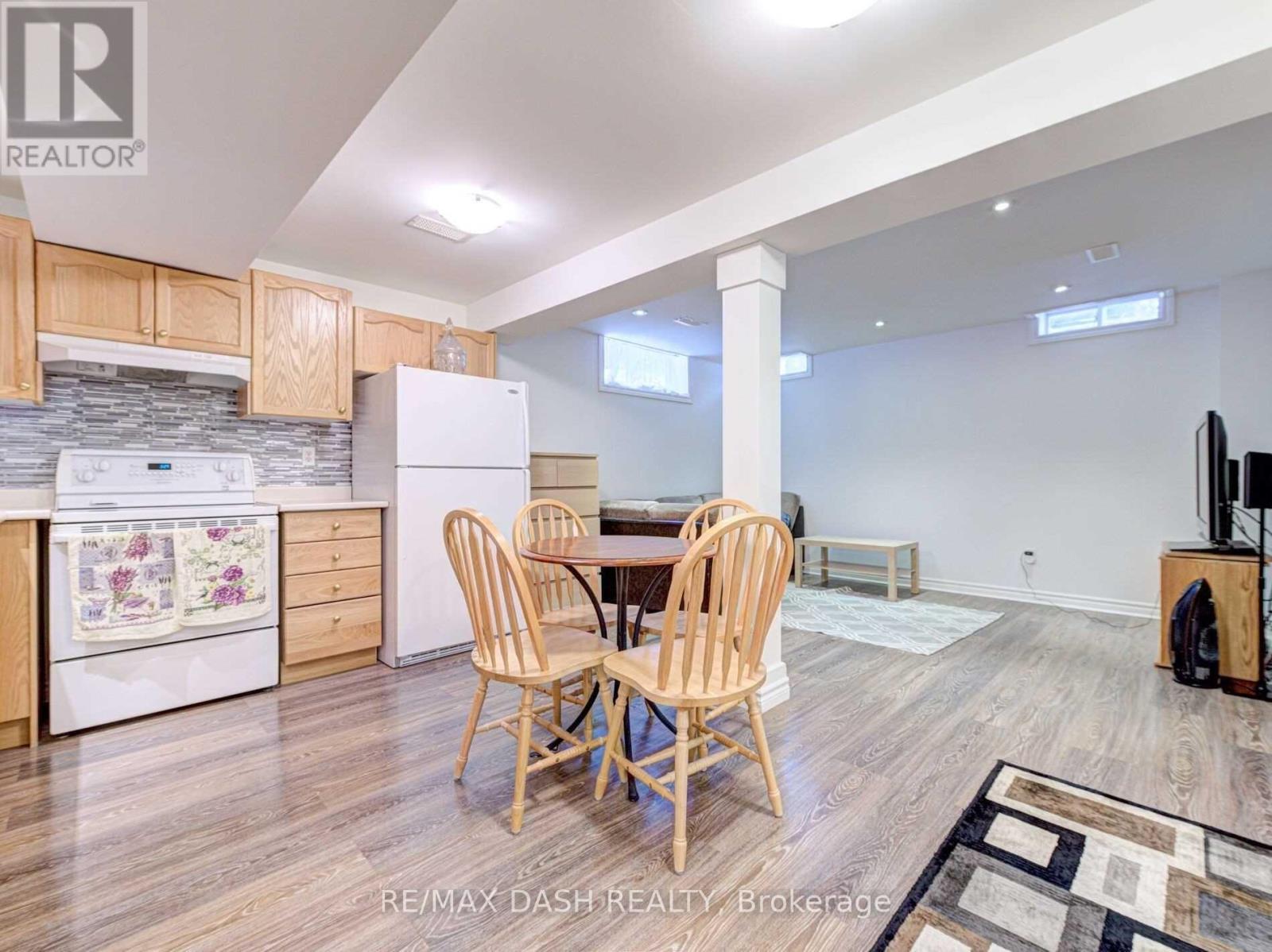 Photo 4 of Lower 14 Ness Road, Brampton ON