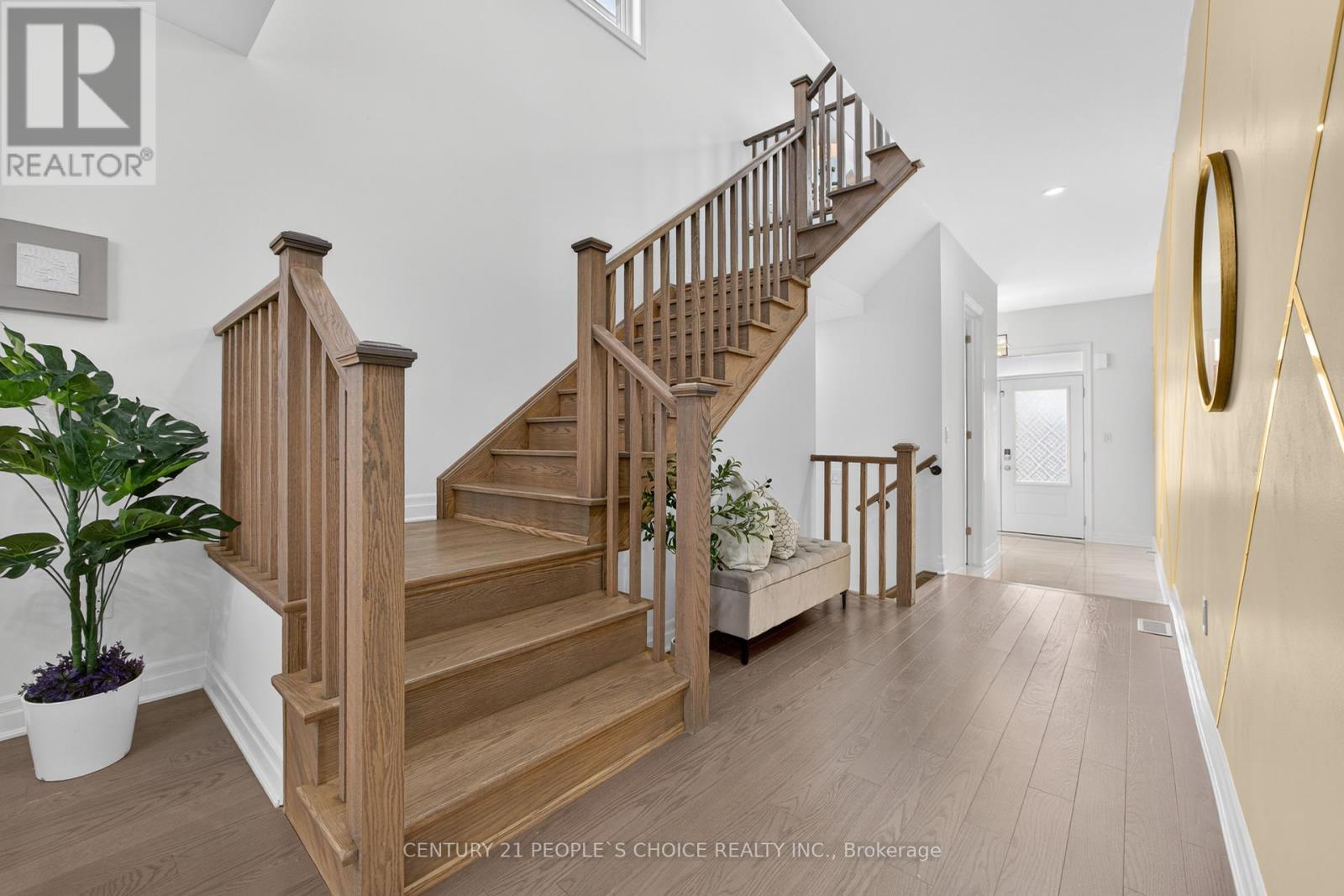 Photo 20 of 1297 Manitou Way, Milton ON