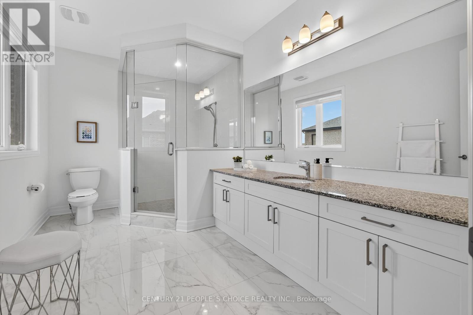 Photo 37 of 1297 Manitou Way, Milton ON