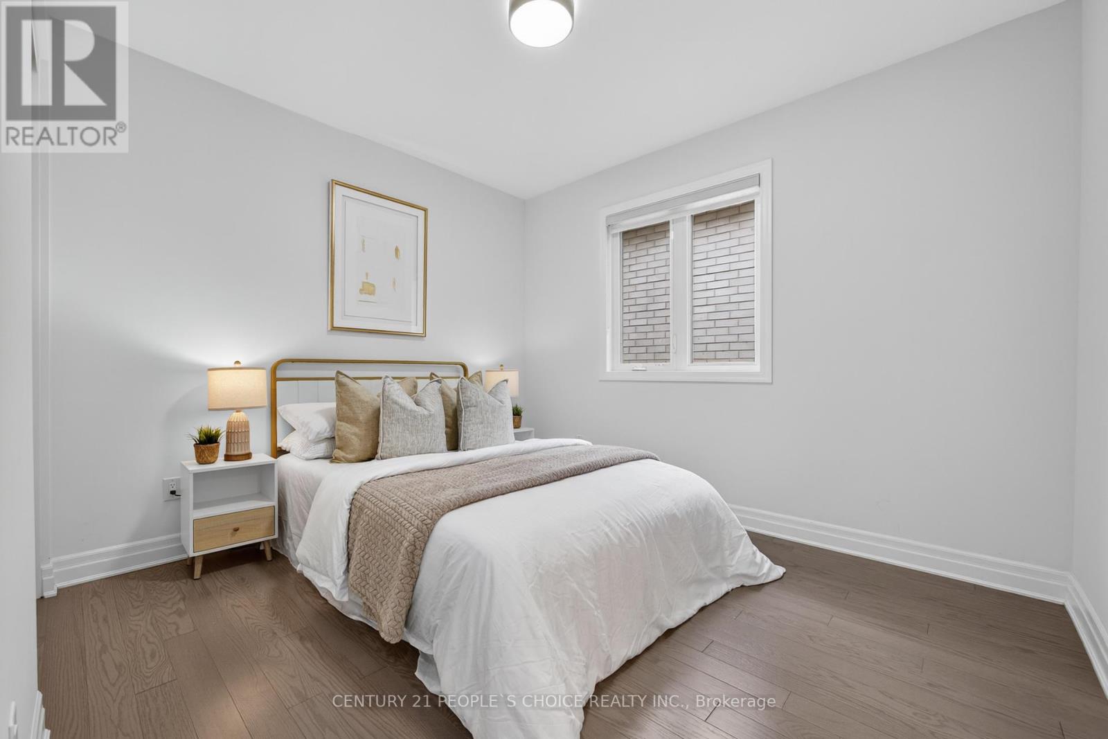 Photo 23 of 1297 Manitou Way, Milton ON