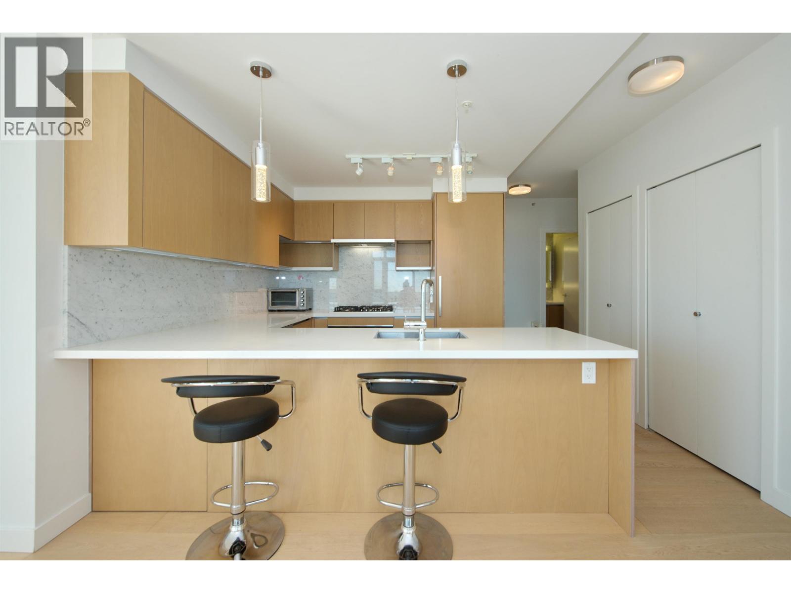 Photo 7 of 1802 6588 Nelson Avenue, Burnaby BC